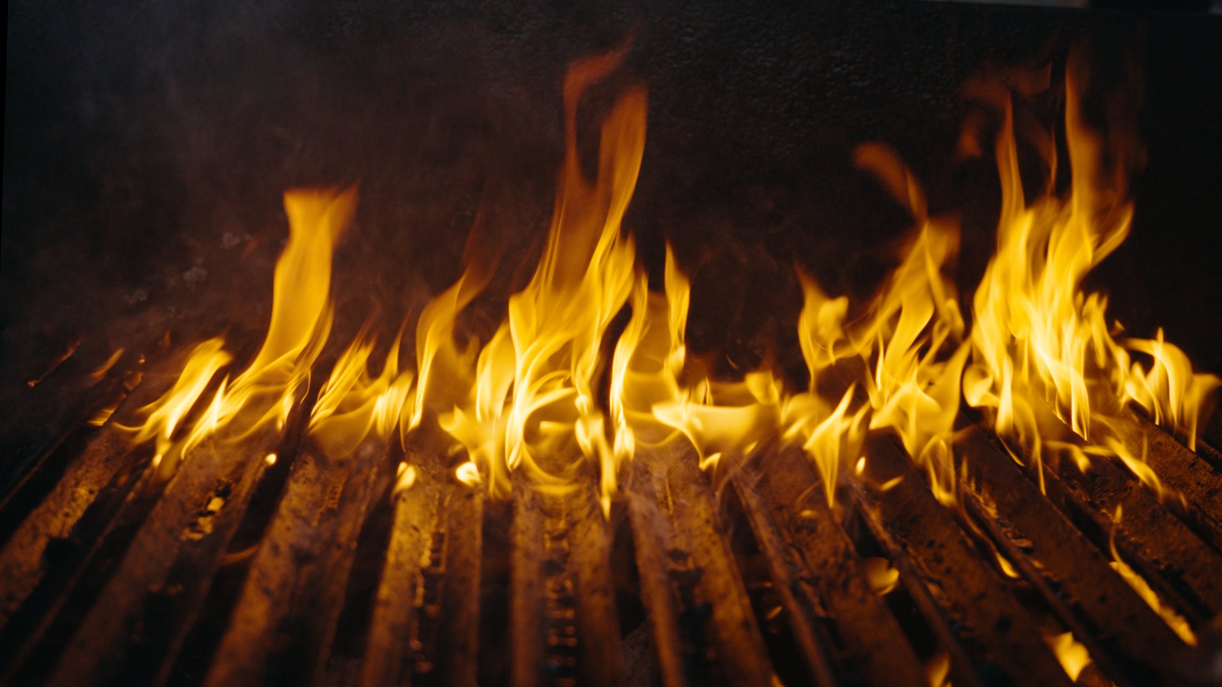 Interview 16x9_01_00_15_07.jpg