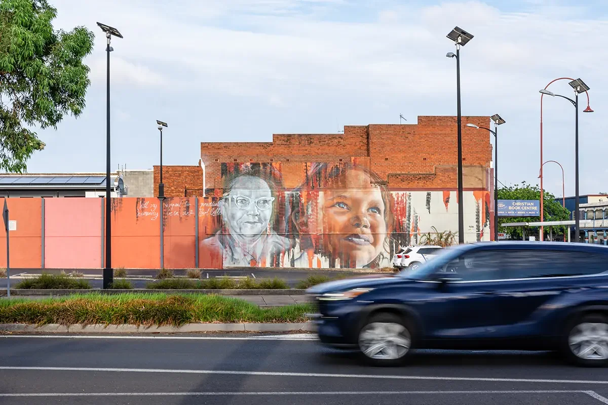 pearl gibbs mural in dubbo