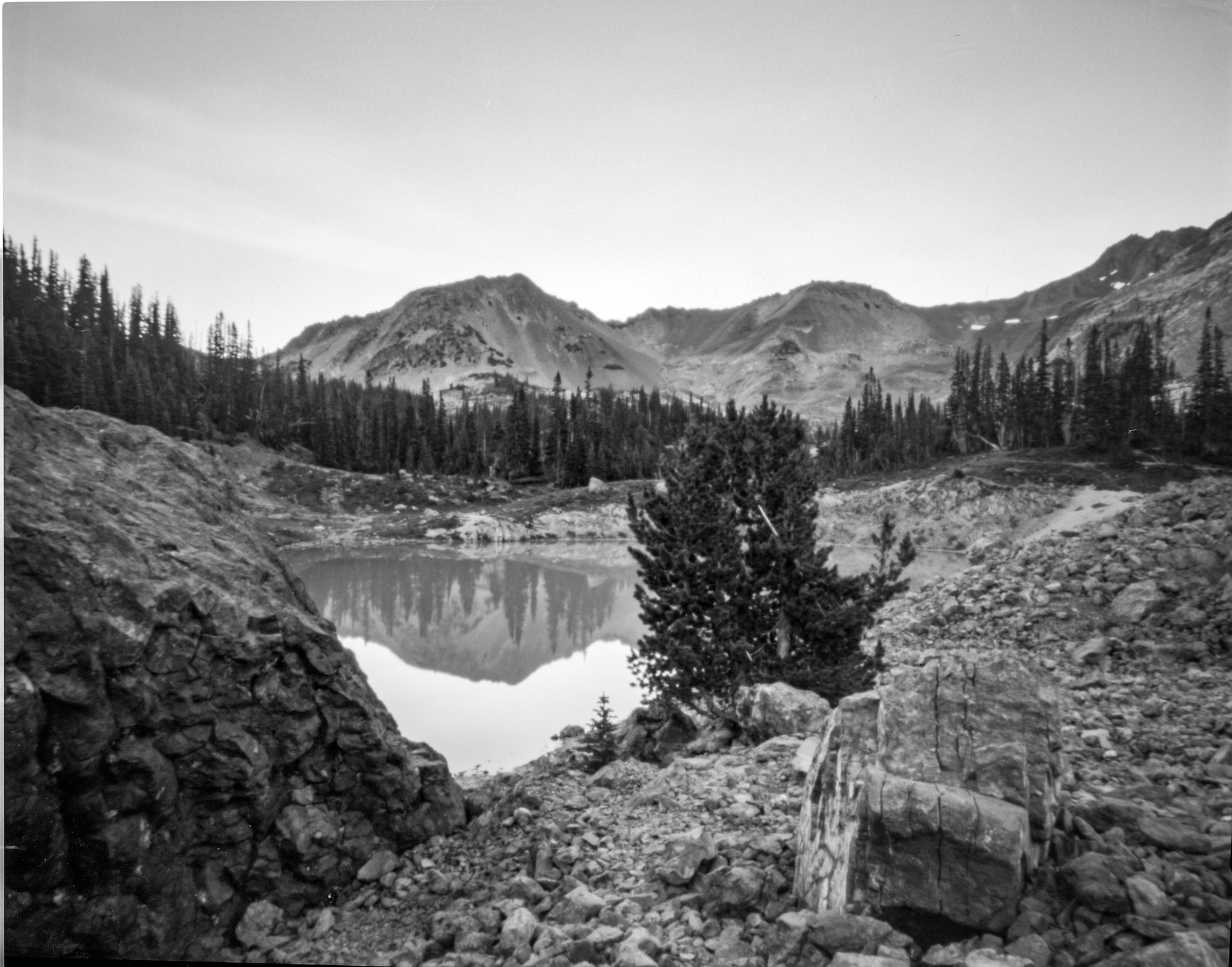 upper royal basin tarn, pinhole