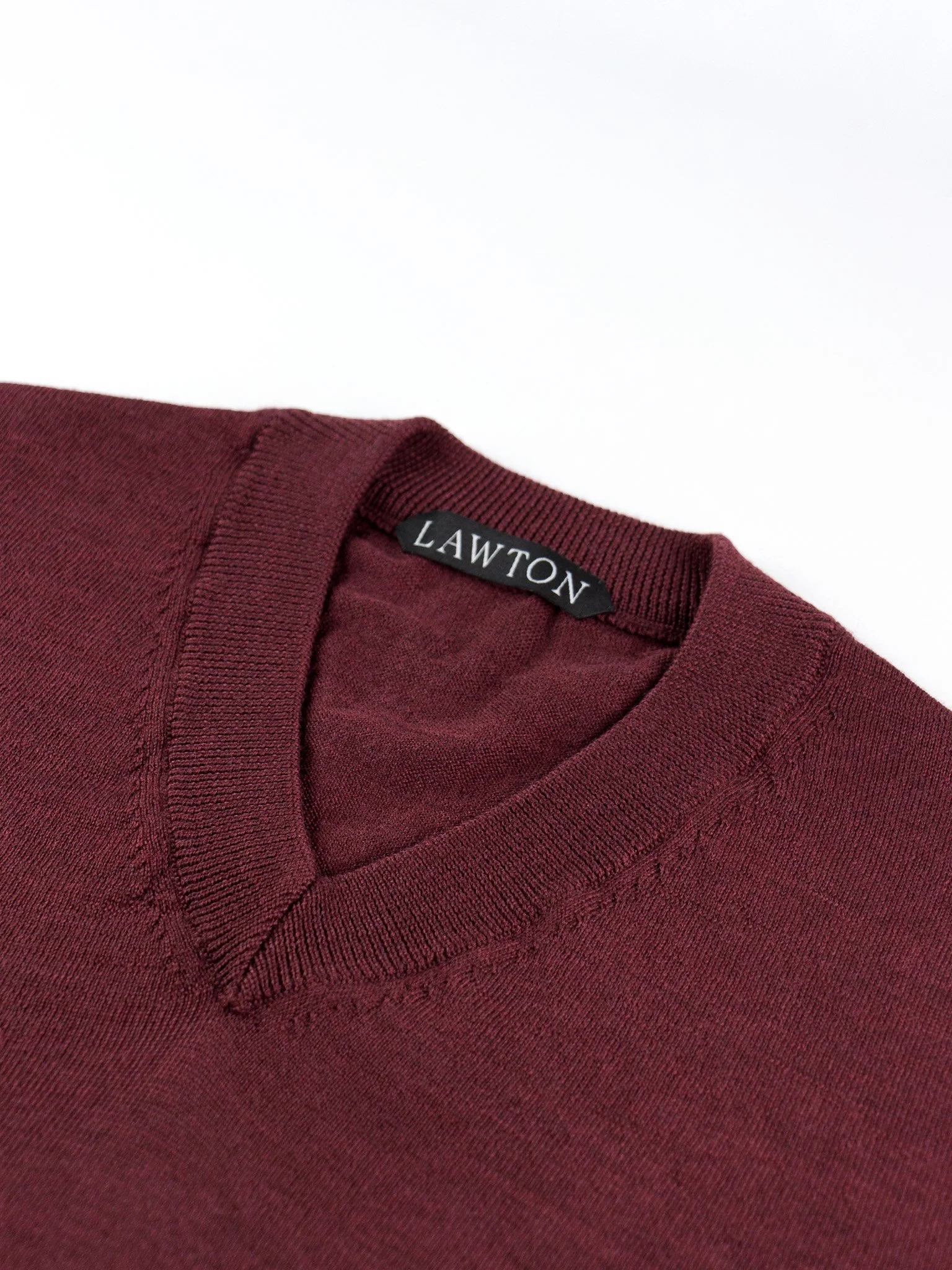 lawton-womens-V-neck-jumper-burgundy-collar.jpg