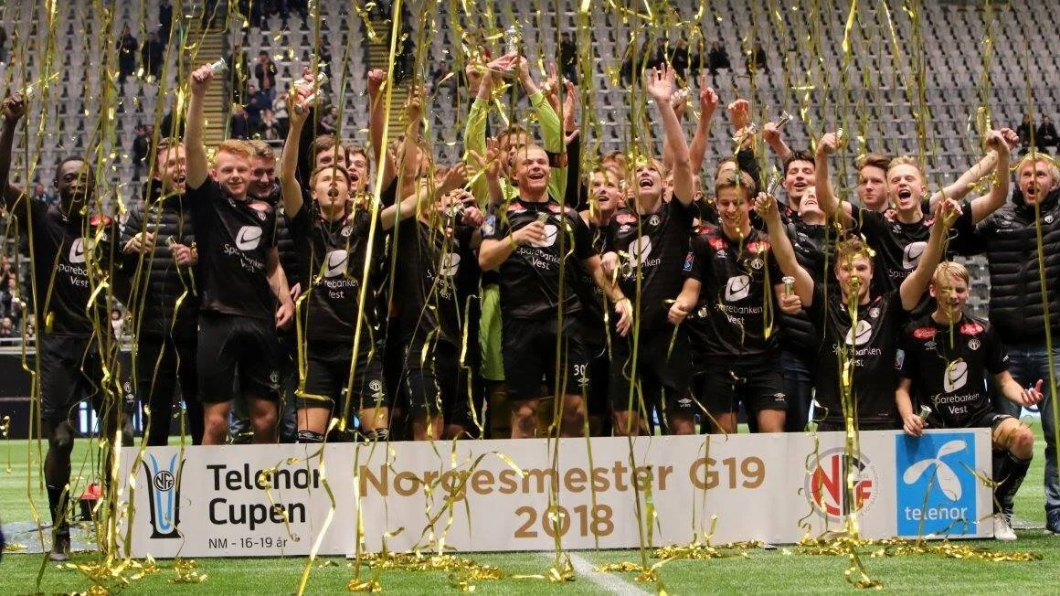Lunsj med påfyll: Sogndal Fotball