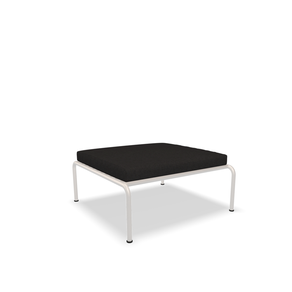 4 preto 749€.png