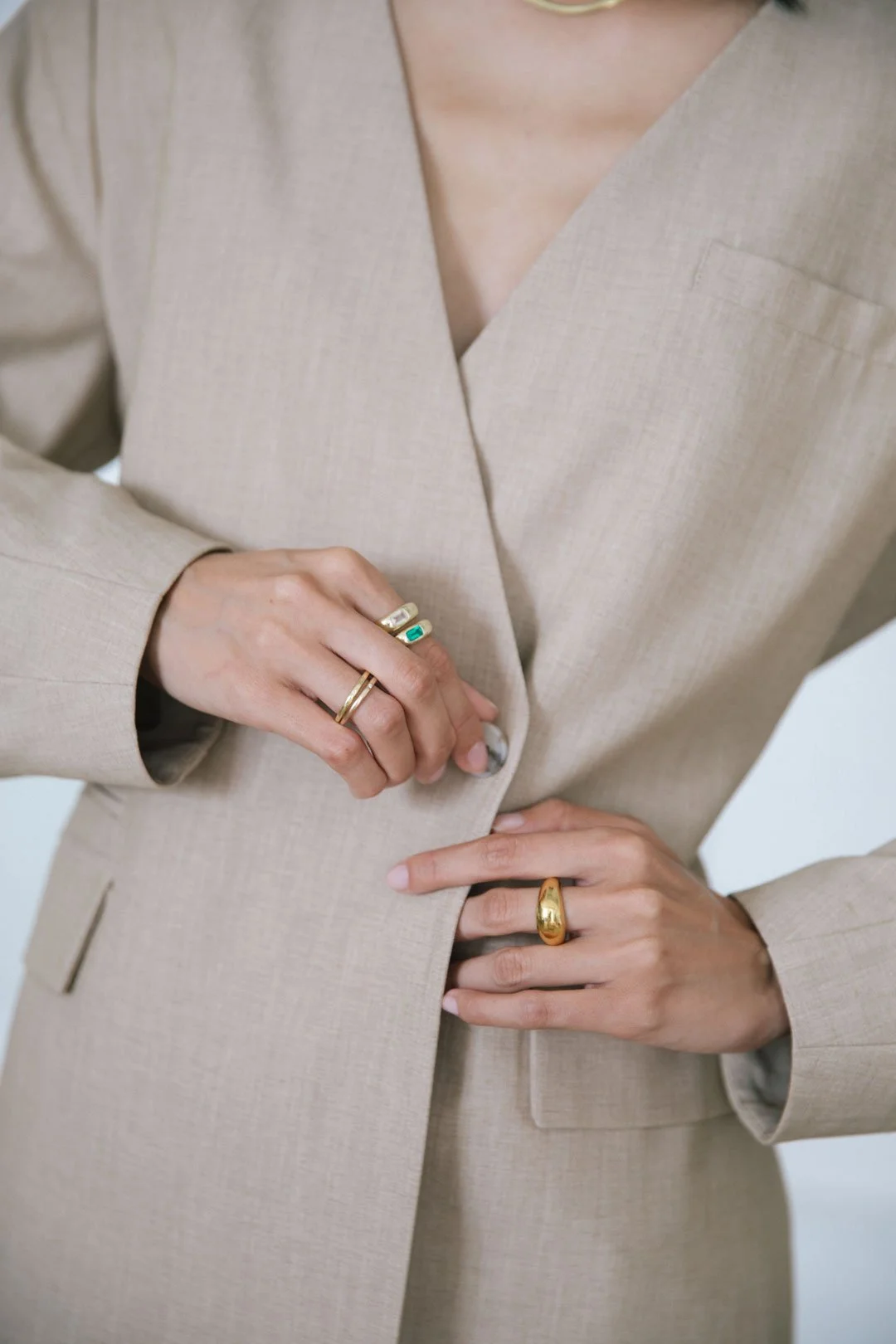 Aya minimalist styling and bold gaze, SE:COMMS visual series
