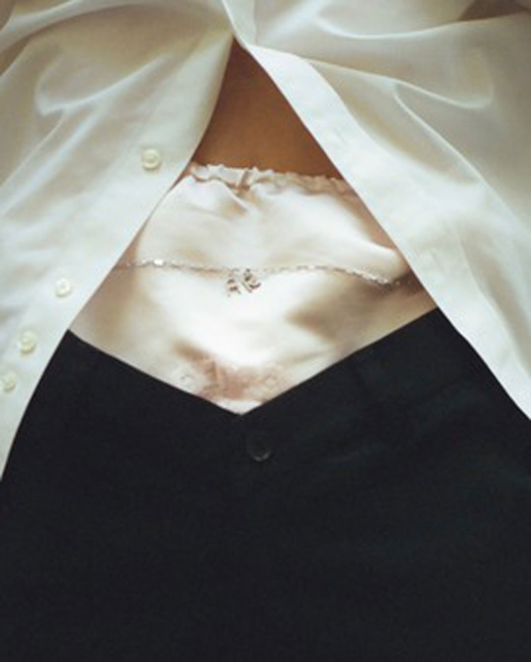 Coco Baudelle close-up for Sophie Keegan campaign, SE:COMMS production