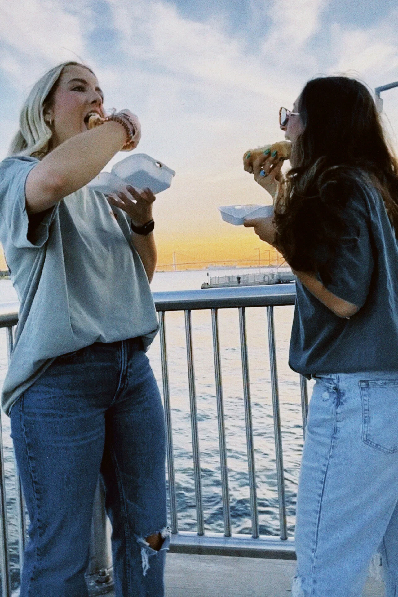 16FCF8A7-887A-4473-B489-F2798EFD575E