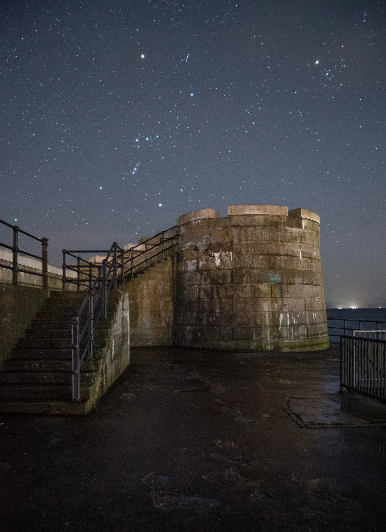 nightscape_2048_Orion over Saltcoats Harbour.JPG