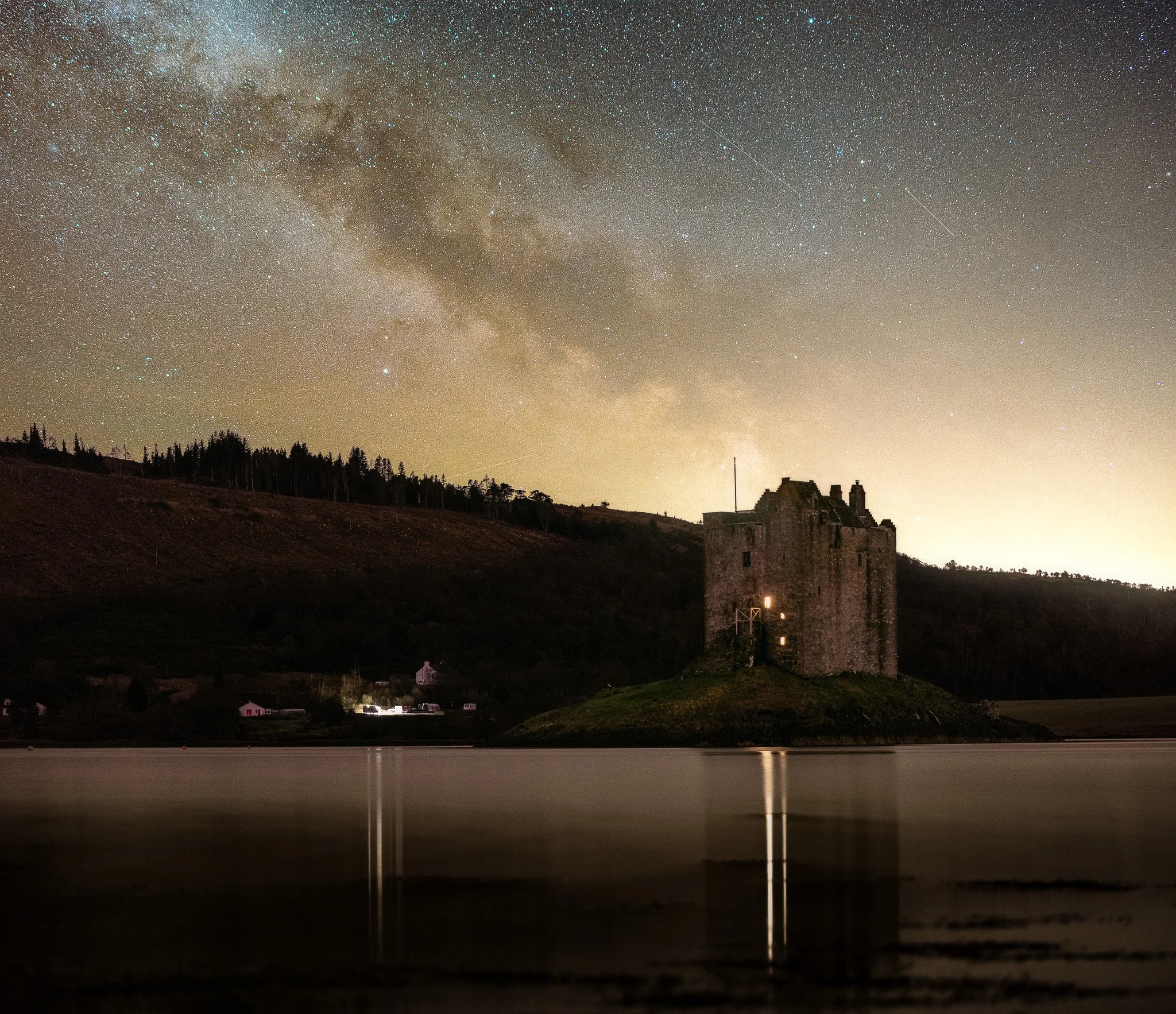 nightscape_full-tiff_milky-way-over-stalker-castle.JPG