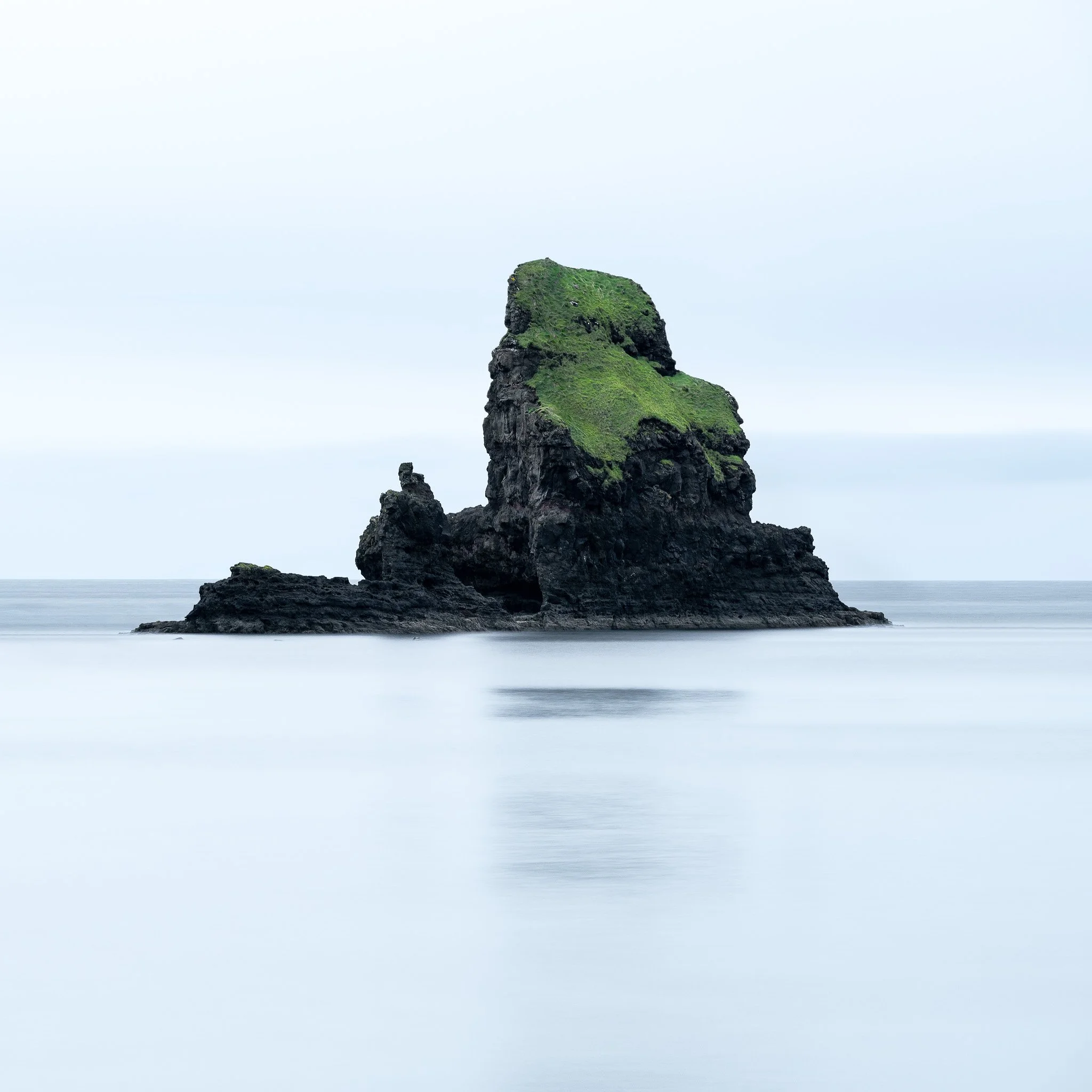 landscape_2048_Talisker-Bay-Sea-Stack.JPG
