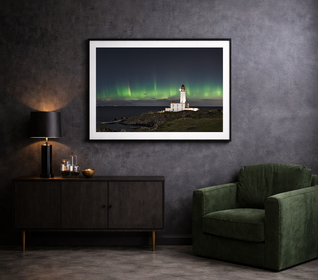 store-ayrshire_night_sky-aurora_over_turnberry_lighthouse-mockup-001.png