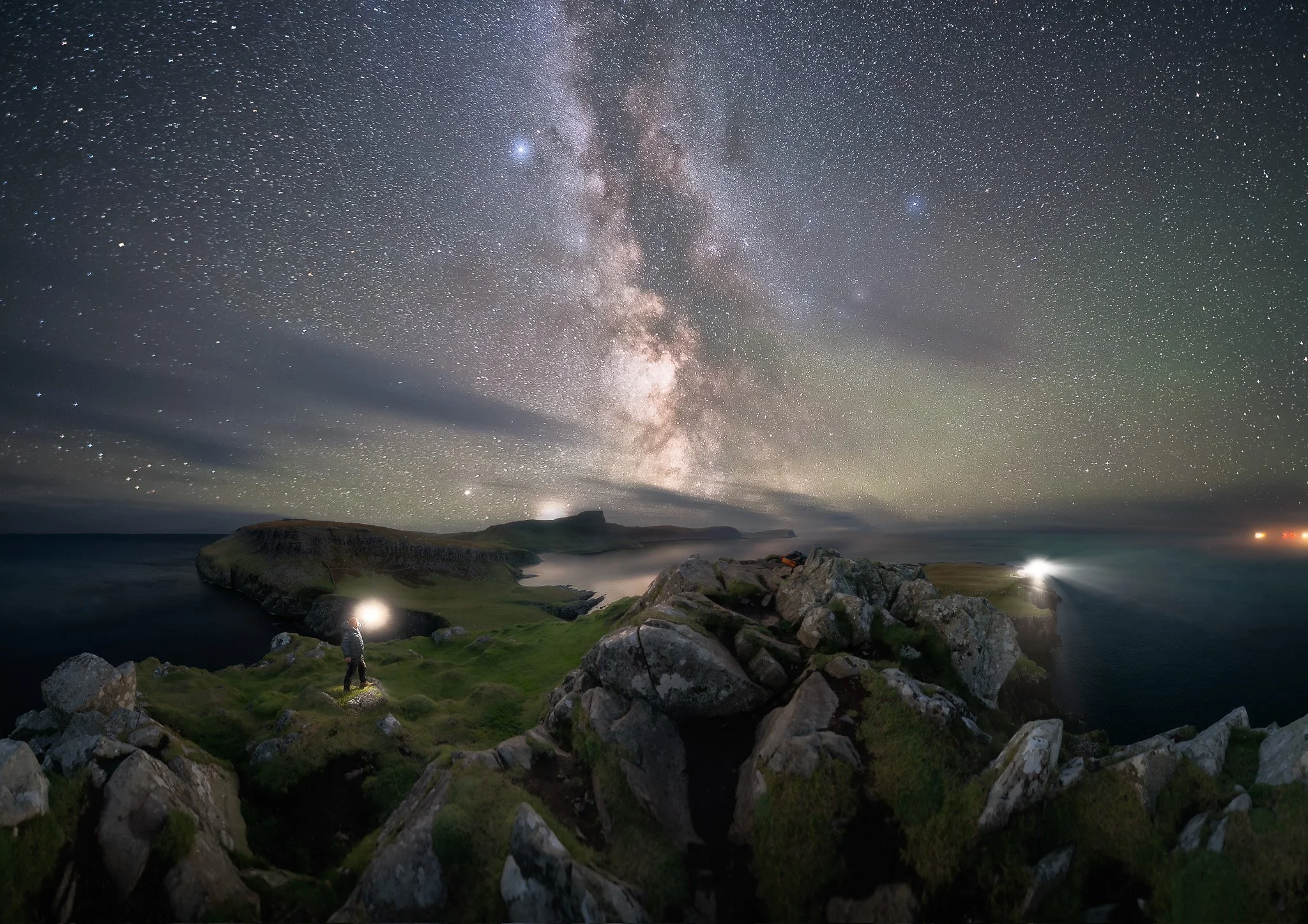 nightscape_2048_Neist Point Long Wait.JPG
