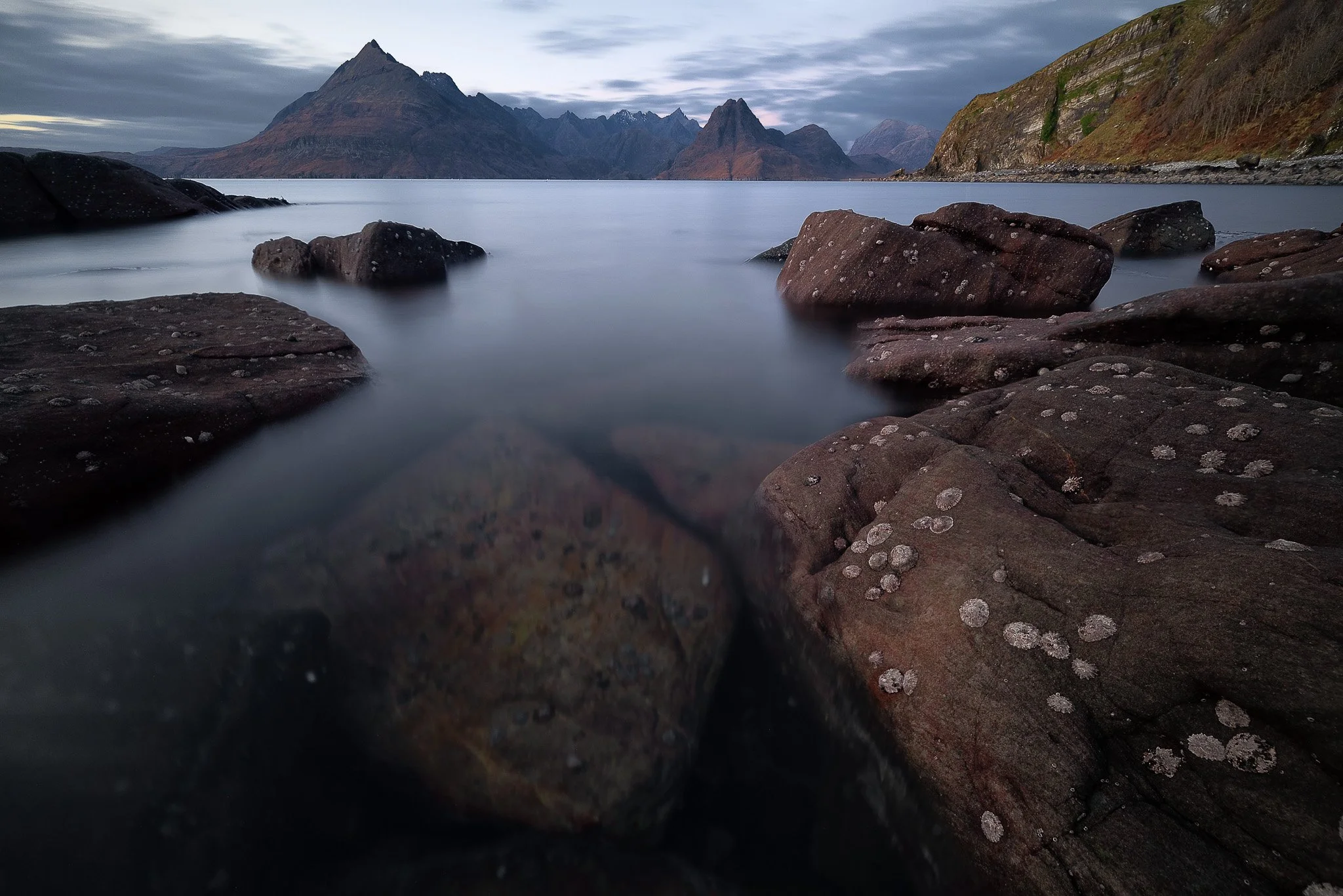landscape_2048_Cuillin-Calm.JPG