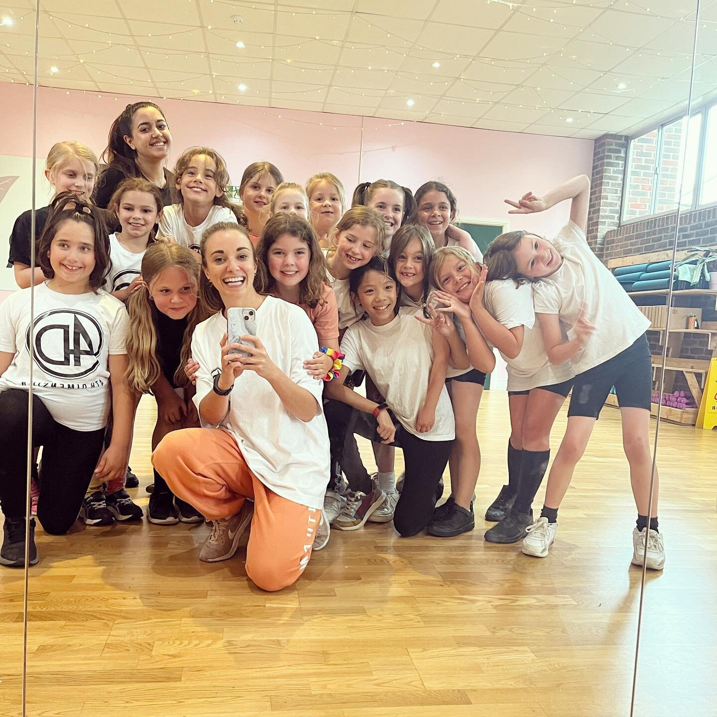 Our lovely cheeky Ely 1DX class! 🐒

All of our students absolutely smashed summer term, we hope you&rsquo;re having an amazing break and we can&rsquo;t wait to dance with some of you tomorrow at summer school! 🕺🏻🪩

#summer #summerhols #schoolhols