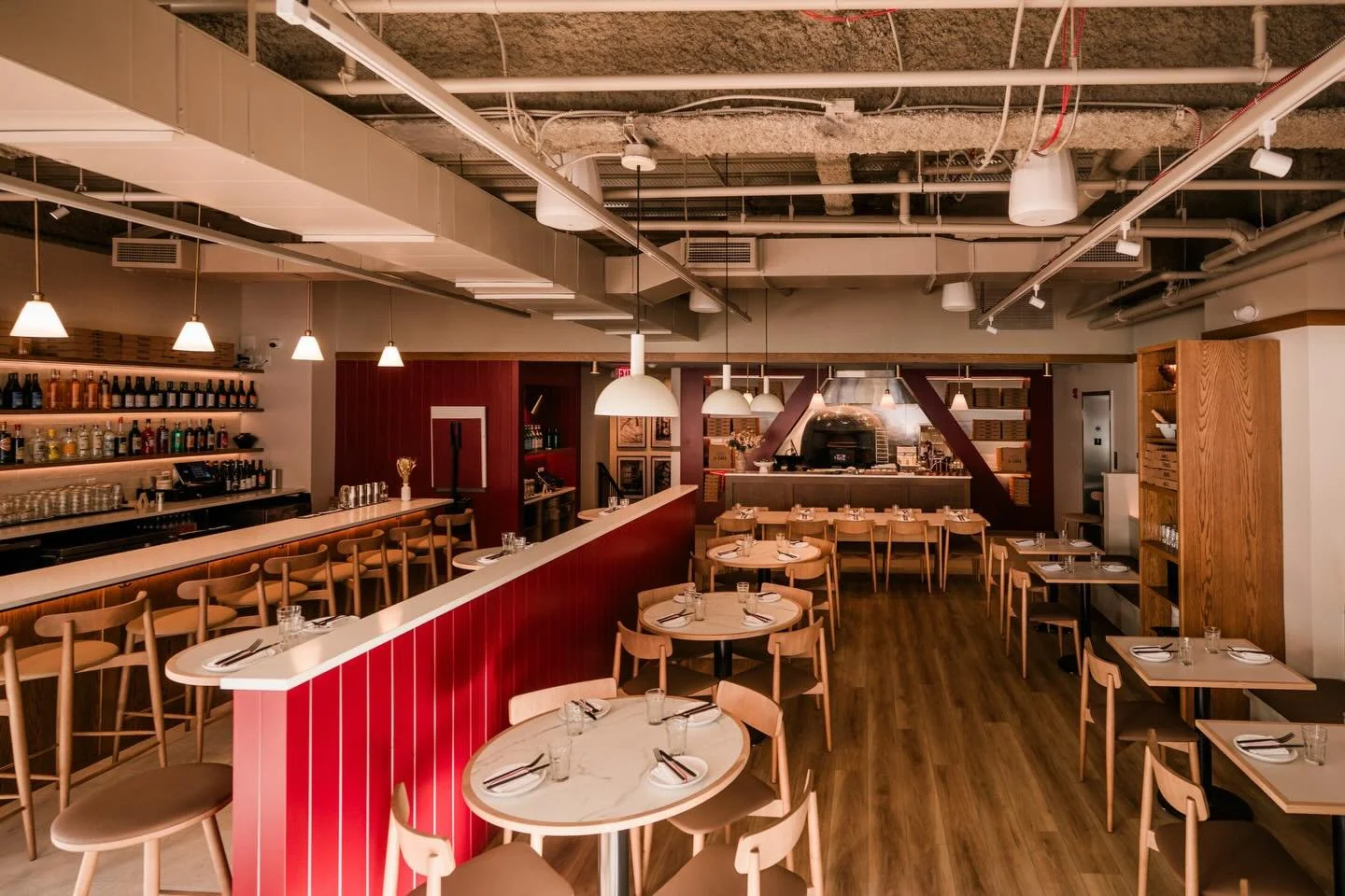 Oh hi. It&rsquo;s Si Cara in South Boston. 

Open starting tonight. Dinner 5 pm-11 pm. 

More hours to come in the future. 

400 West Broadway South Boston