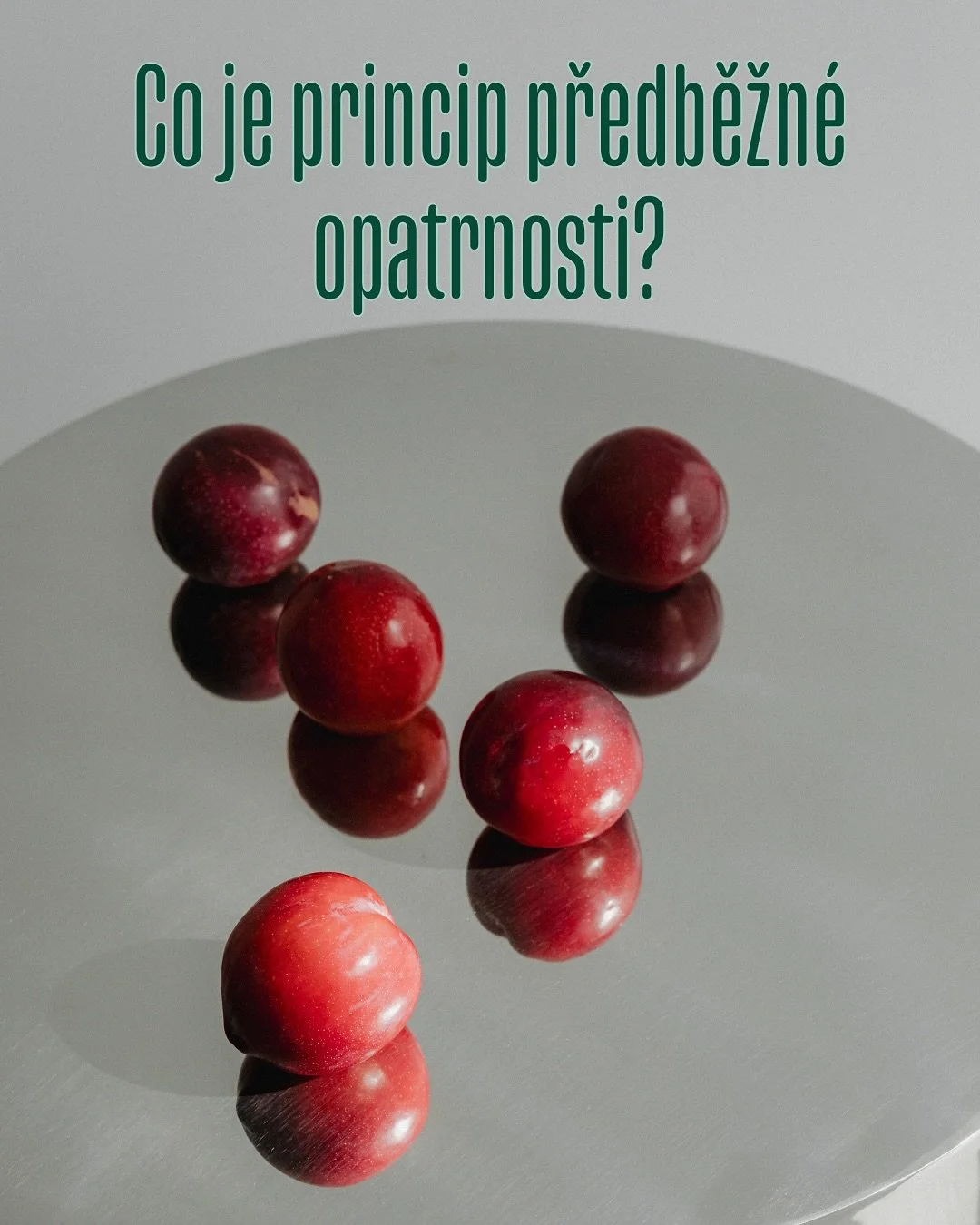 Náš minulý příspěvek u vás vyvolal spoustu dotazů na další alternativy k materiálům, které považujeme za zásadní zdroje toxinů v domácnosti (nejen v dětských p