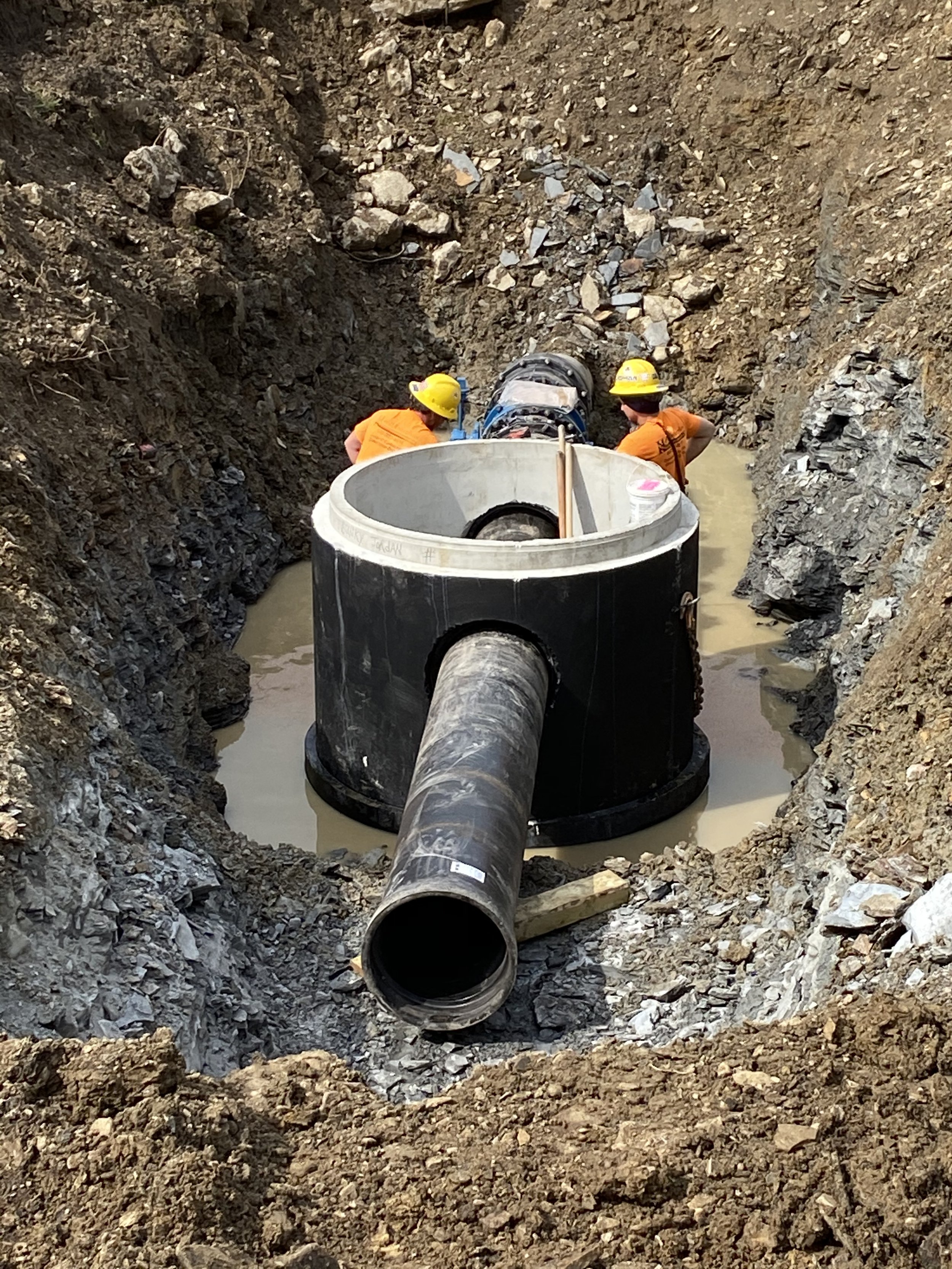Manhole and HDD tie in connection trench