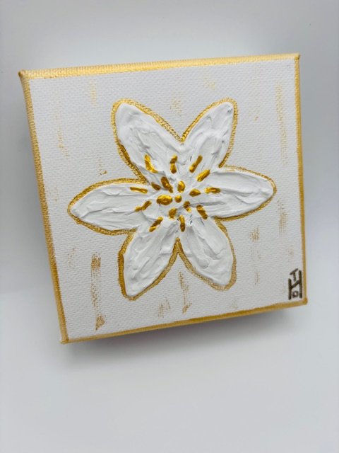 Golden Lily Small 2.jpg
