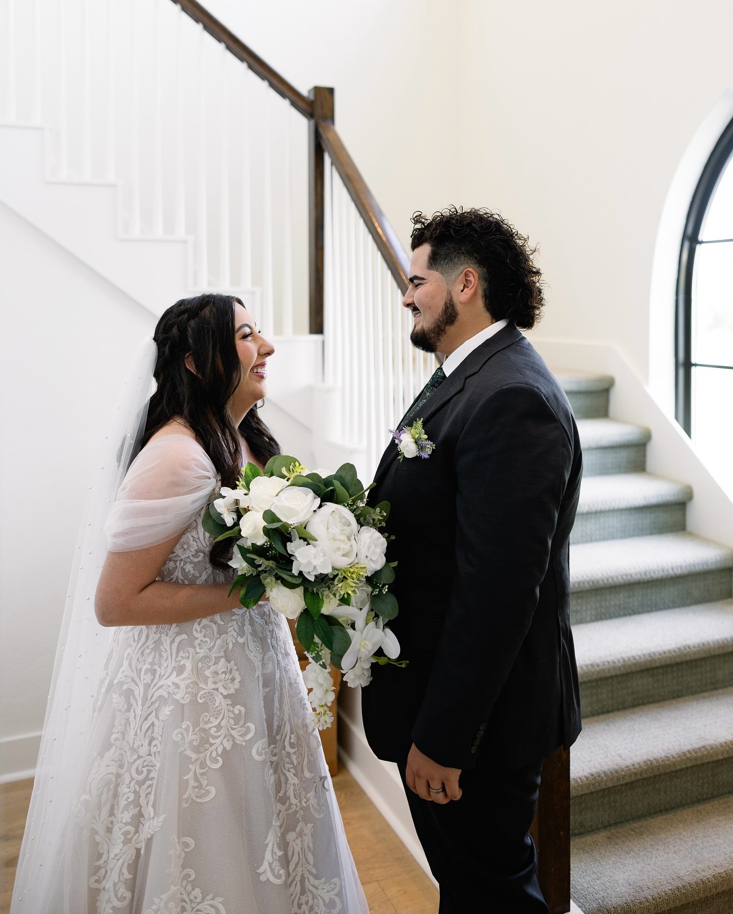 Jessica &amp; Juan&rsquo;s gorgeous celebration at @deepintheheartfarms, captured on a mix of digital &amp; film 🎞️🤎