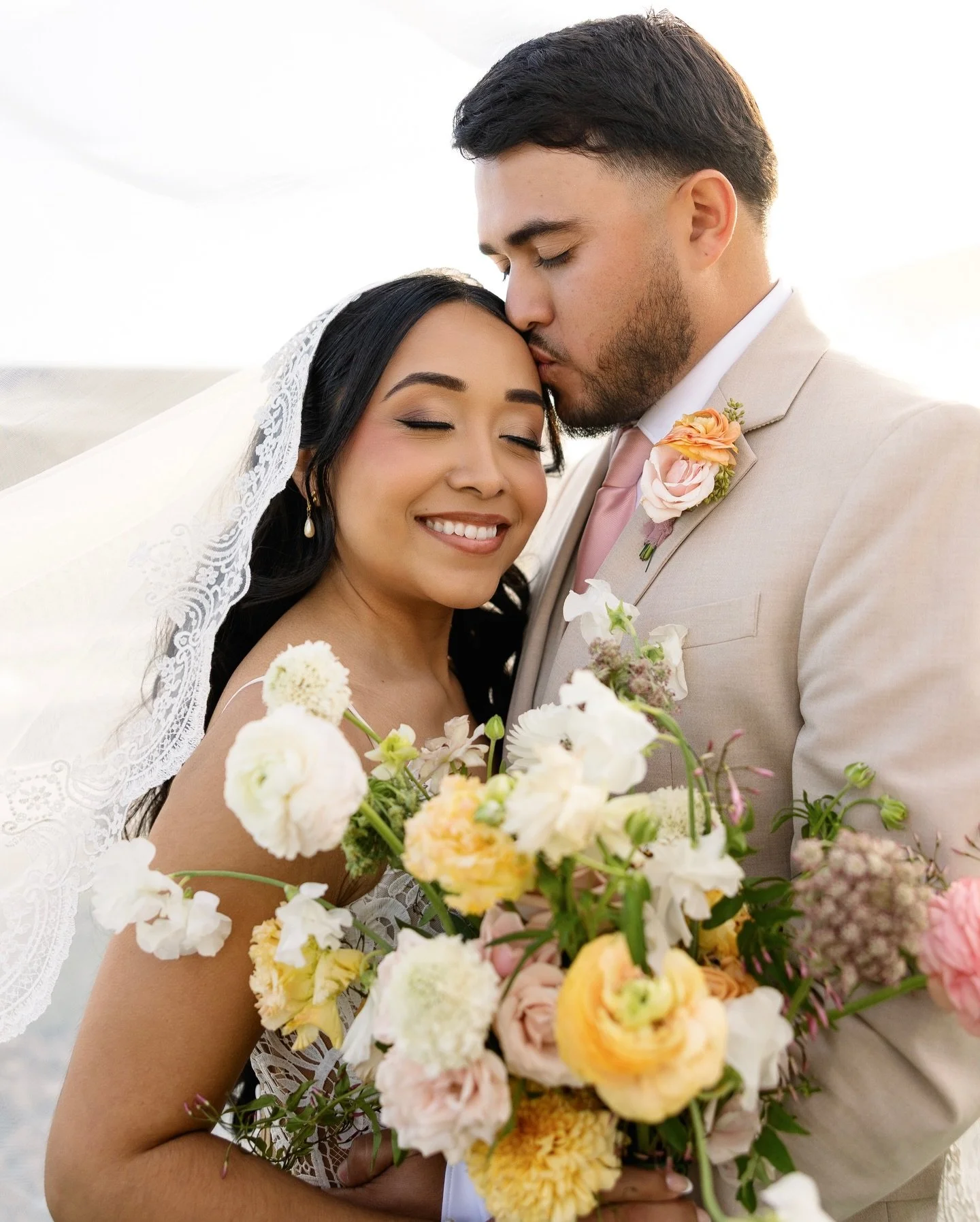 Amy &amp; Carlos &mdash; the easiest humans to celebrate!!!! 💛🌷