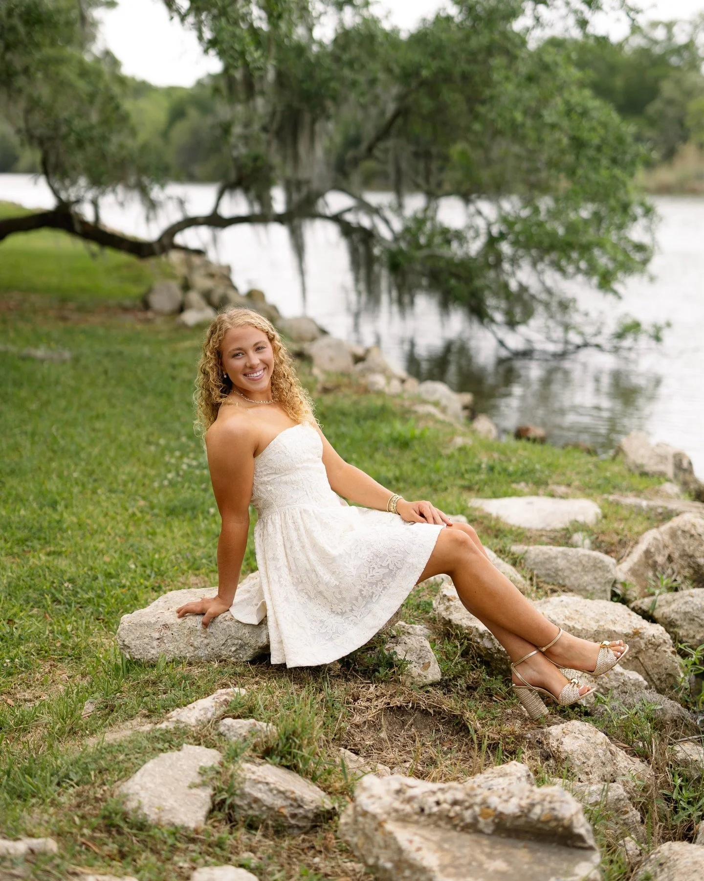 Sweet Addison under the trees at Jungle Gardens 🌳💕