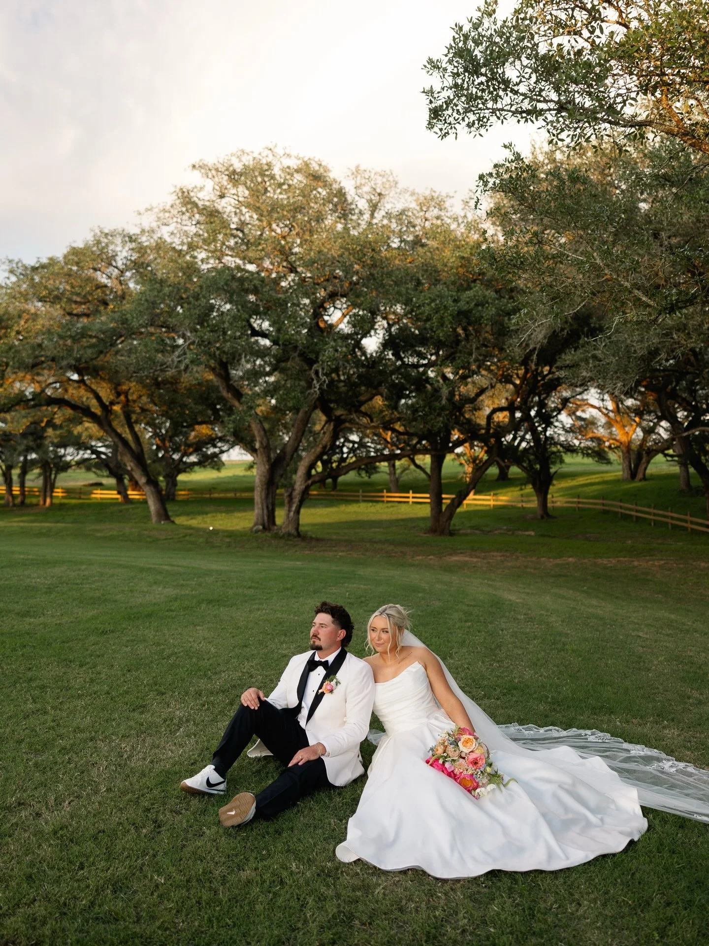 A day so good I can&rsquo;t quite put it into words &mdash; I&rsquo;ll let the photos speak for themselves.✨ It&rsquo;s officially been one week of THE CAUGHMANS!! 🍭🫧💞

Vendor team 🌤️

Venue: @halfmoonempire
Hair: @brennadavis_bridal 
Makeup: @gl