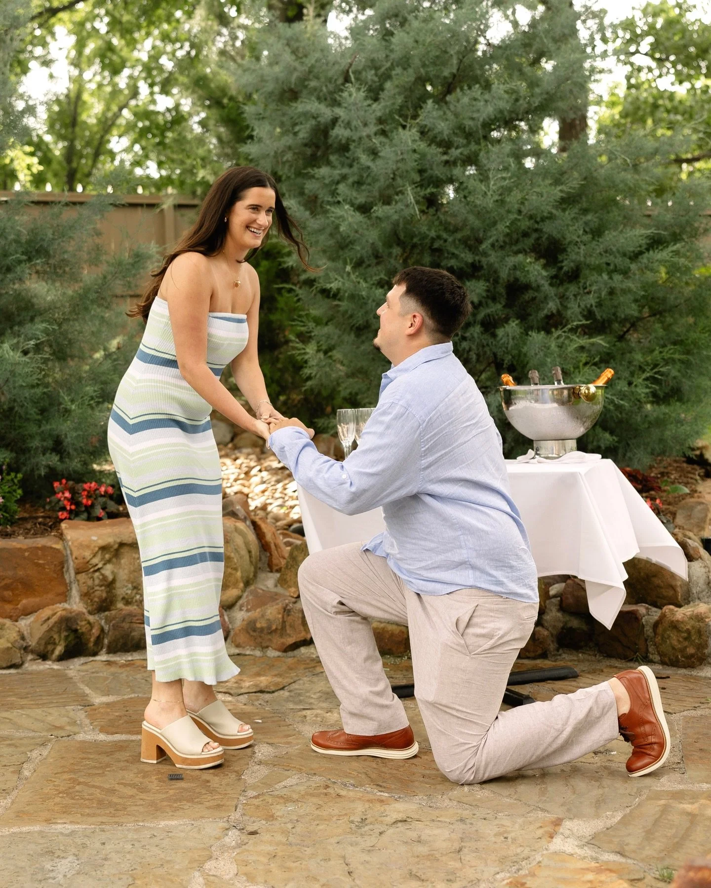 The sweetest proposal at Rainbow Lodge in The Heights! Watching Bryce &amp; Erin&rsquo;s friends + family pop out from hiding after the &ldquo;YES&rdquo; was the most wholesome thing ever 💕🥂