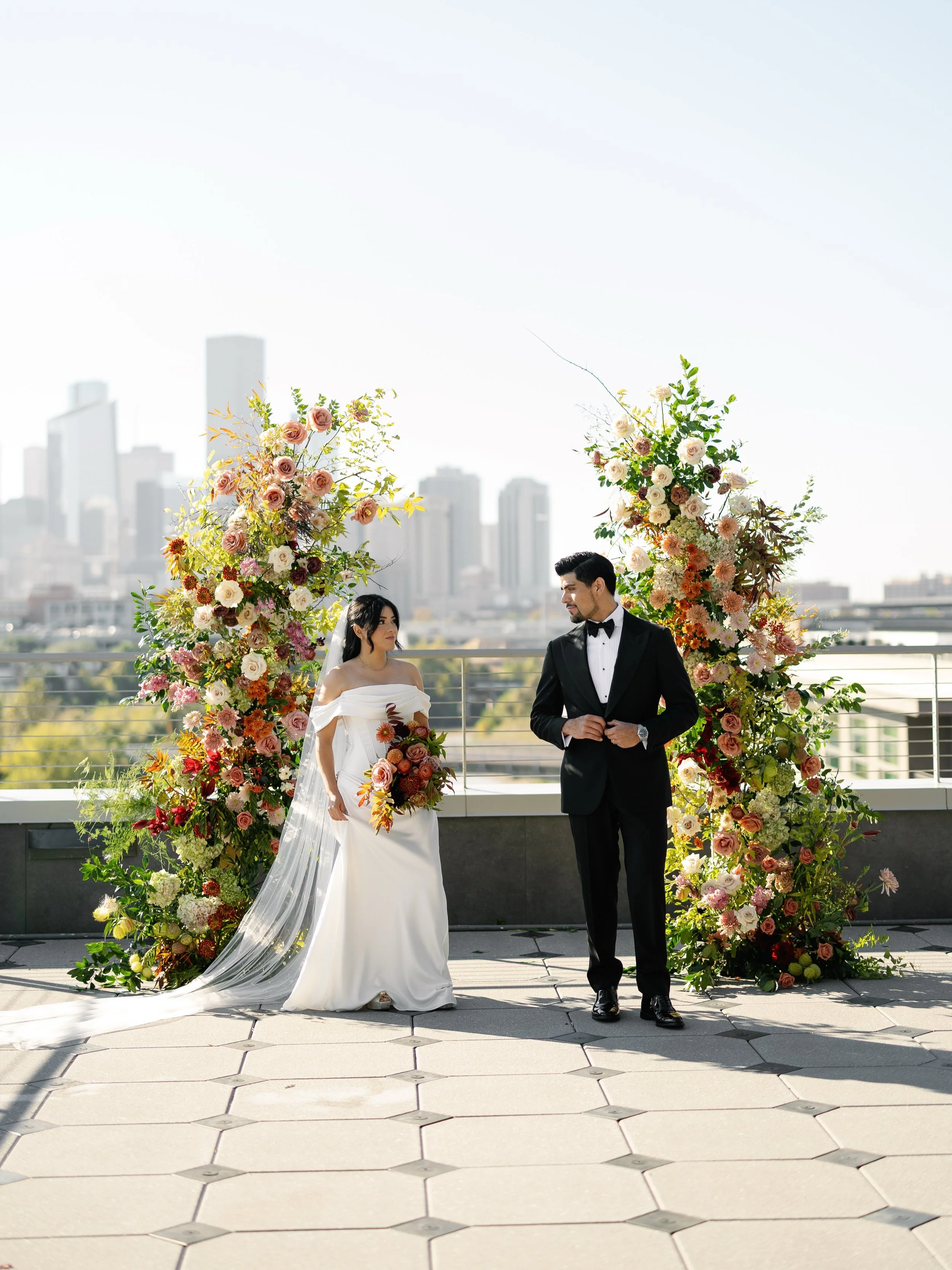 Take me back to this incredible day 🥀❤️&zwj;🔥

&bull;

Host/Florist: @wanderiefloralstudio
Venue: @letesserae
HMUA: @sayyesbeauty_ &amp; @yourglowing.esthetics 
Gowns: @unbridaledhouston
Coordinator: @aetherandarbor
Models: @luisaandnayo

So smiley