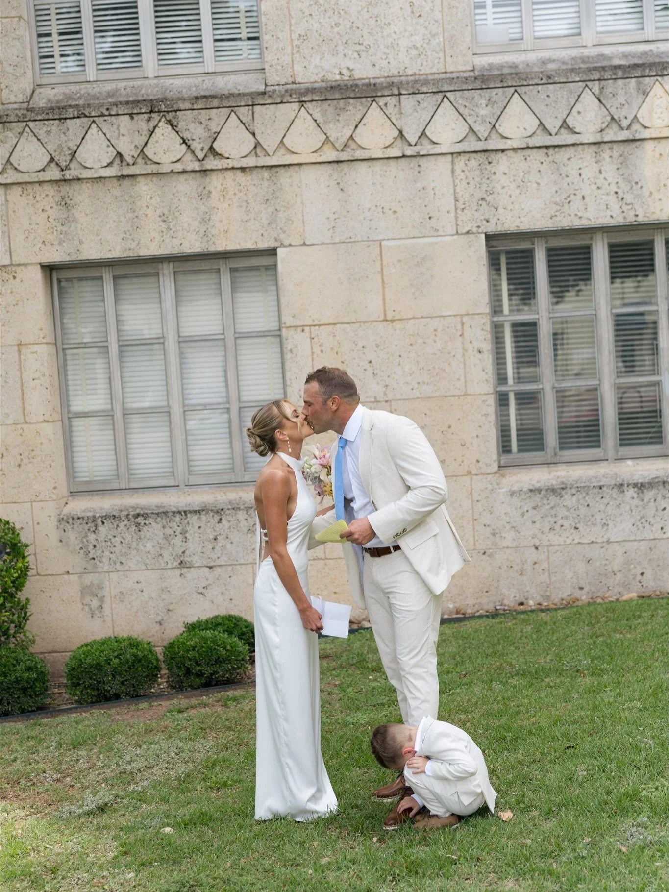 Courthouse check-in chaos is my fav 💕