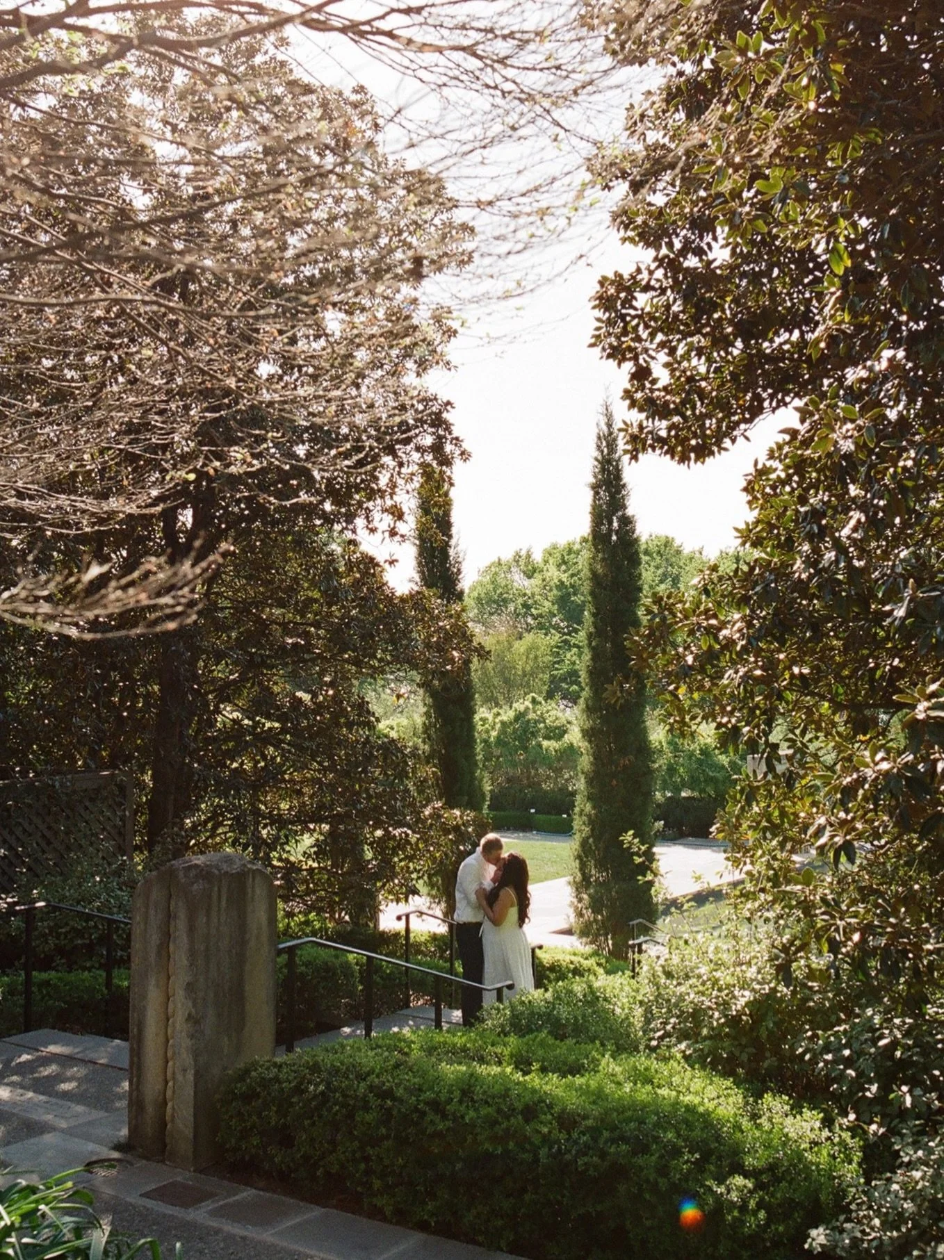A little mixed media of my favorite moments from Kat &amp; Roberts engagement session 🥹

#dallasarboretum #dallasarboretumandbotanicalgarden #dallasarboretumwedding #dallasarboretumphotographer #dallasarboretumandbotanicalgardens