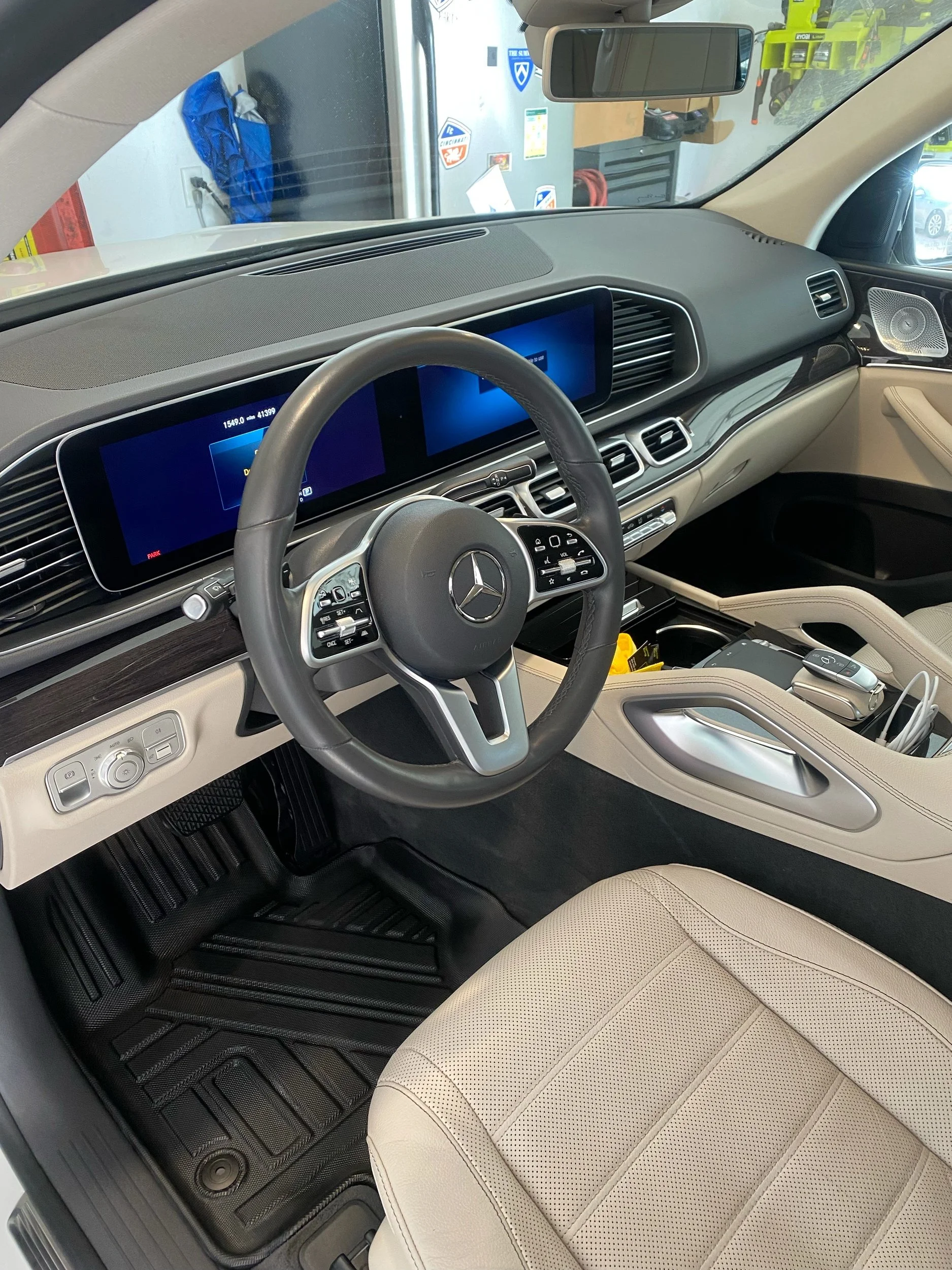 Mercedes interior detailing