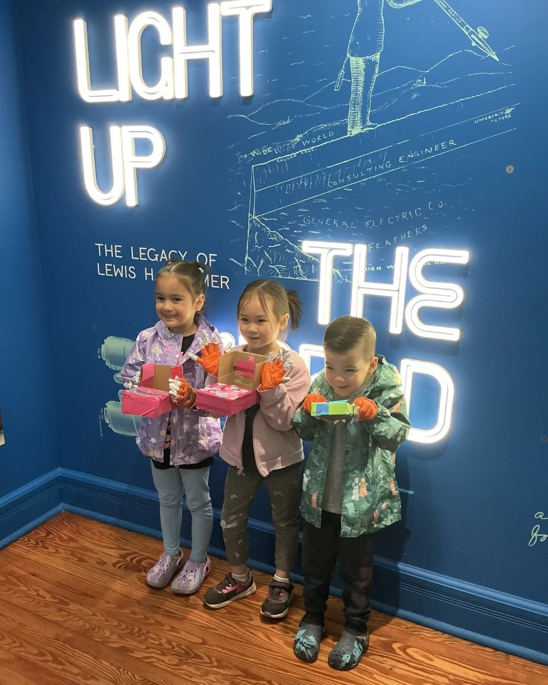 This month&rsquo;s STEAM Saturday was out of this world 🚀✨From designing illuminated space gear to imagining life on Mars, participants brought so much creativity and curiosity to the workshop. We loved seeing families experiment, build, and learn t
