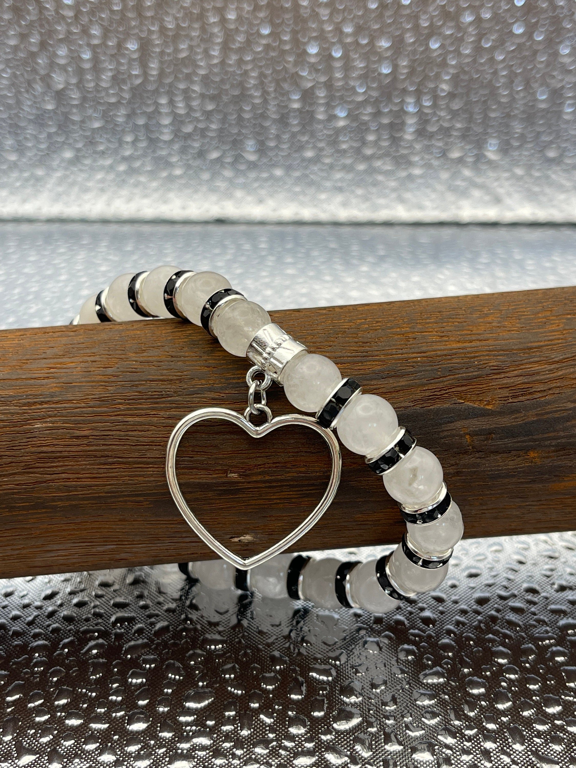 https://i.etsystatic.com/29070288/r/il/935d94/3989908634/il_fullxfull.3989908634_dzc5.jpg