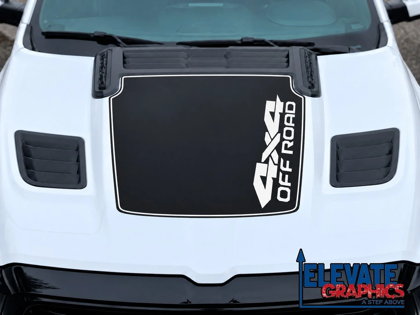 White 4X4 Off-Road Hood Decal-Photoroom.jpg (Copy)
