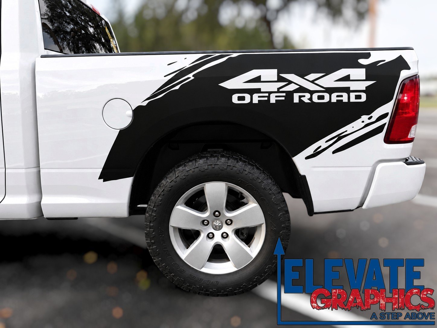 White 4X4 Off-Road Truck Detail.jpg (Copy)