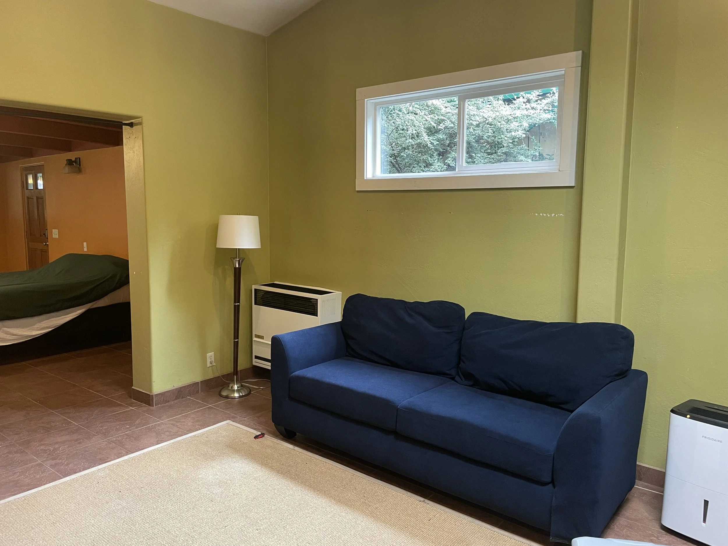 Fully Furnished Studio in Sunny Brae (Arcata)