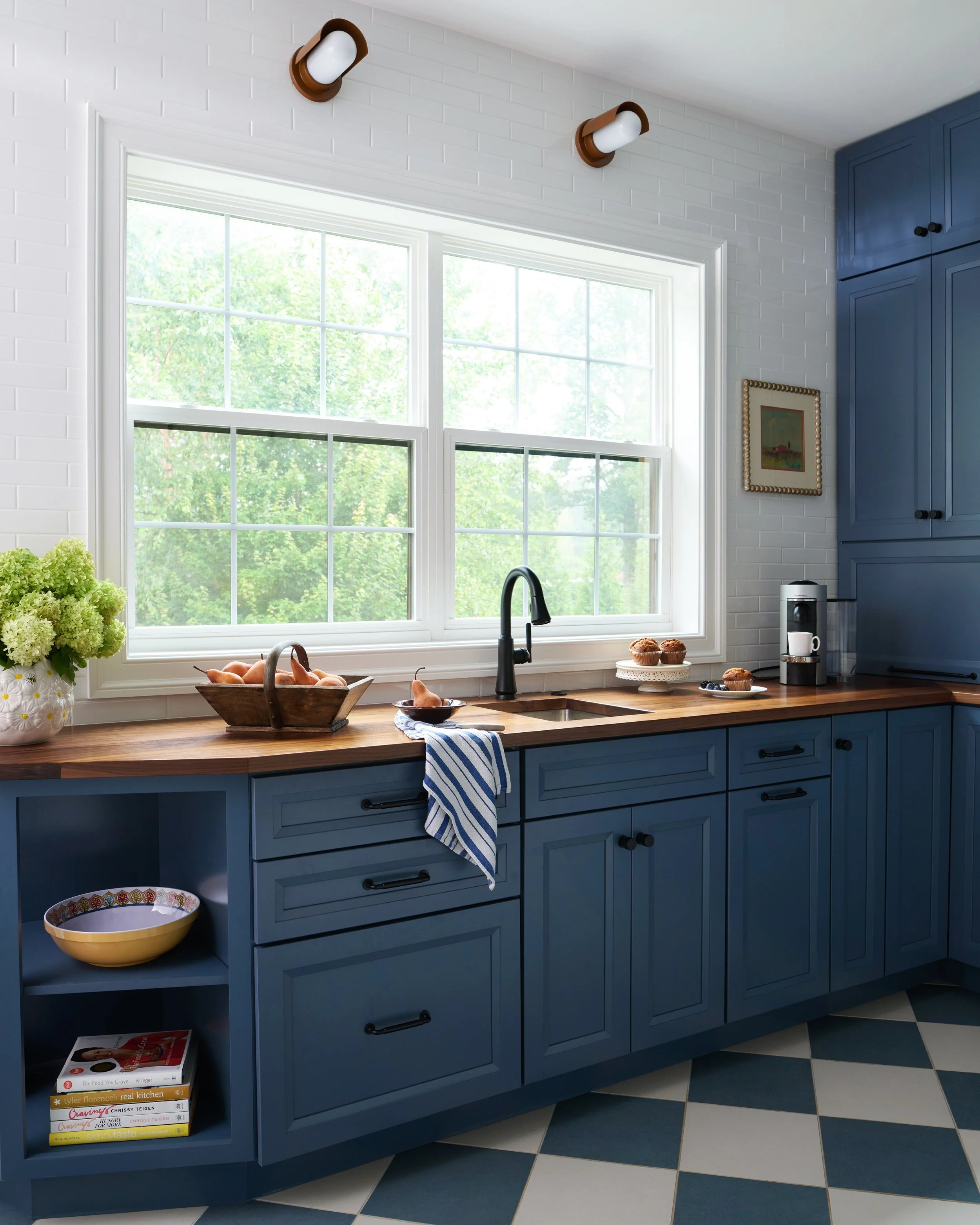 MUD ROOM & SCULLERY