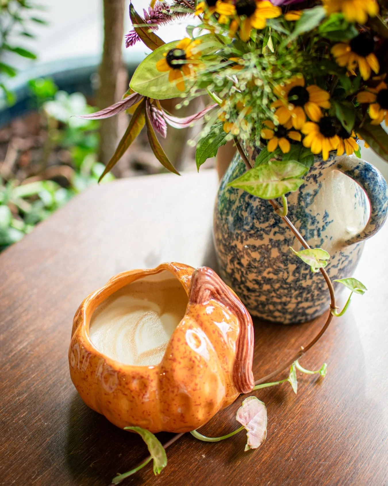 PUMPKIN SPICE RELEASING ON LABOR DAY

Made with real pumpkins and lots of love 💛🤎 bring your favorite PSL-loving person and come by on Monday to get your fix. And don&rsquo;t forget, we&rsquo;re open with limited hours on Labor Day from 9am to 5pm.