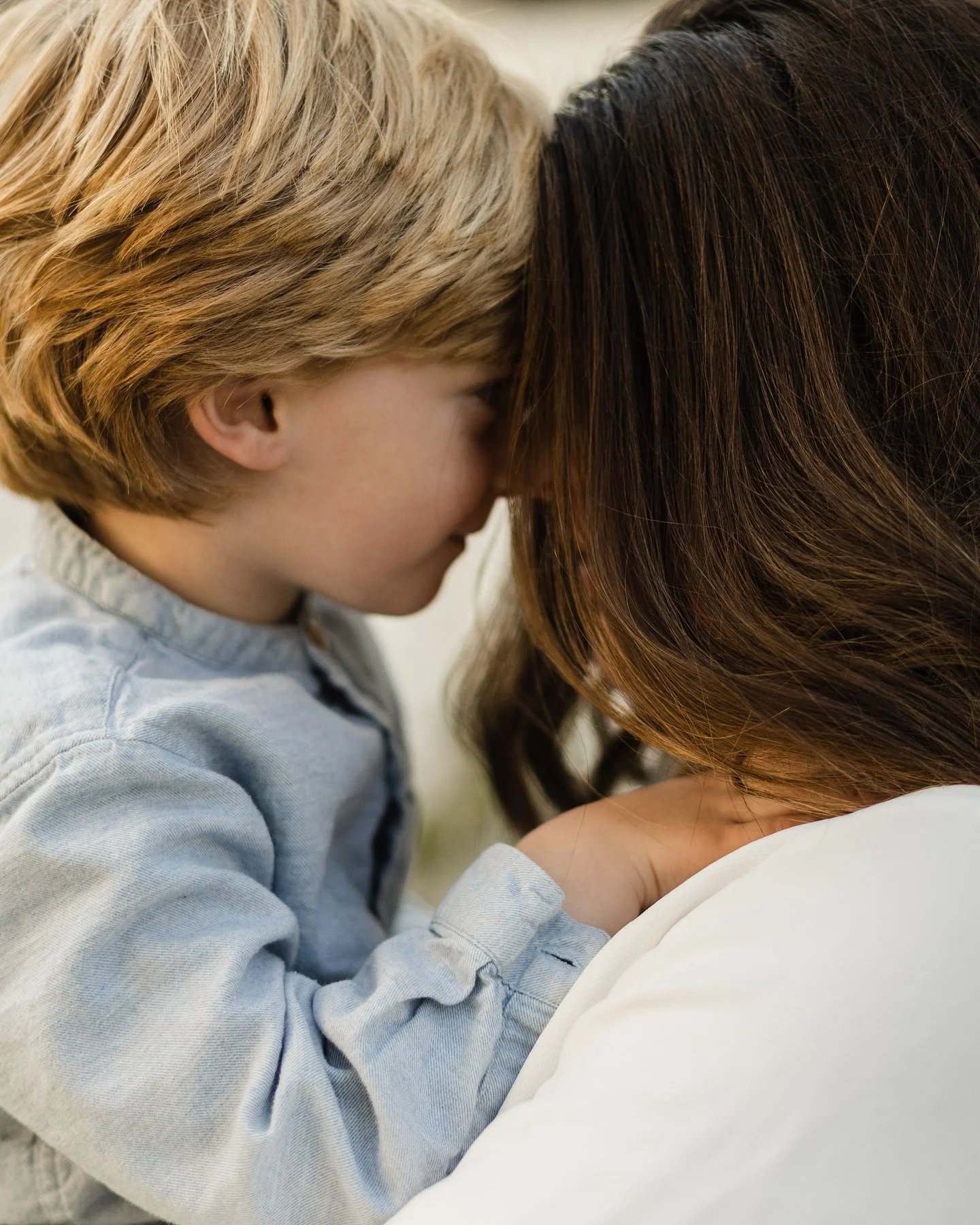 Back when @imcarlyv&rsquo;s boys were younger. 🥹 This session was so formative to how I viewed breastfeeding before I had June. I remember it like it was yesterday. Carly, making something that is so complex and hard and beautiful look so effortless