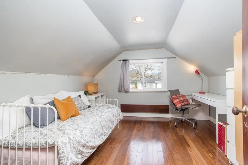 3207 Adanac VANCOUVER- MLS-2.JPG