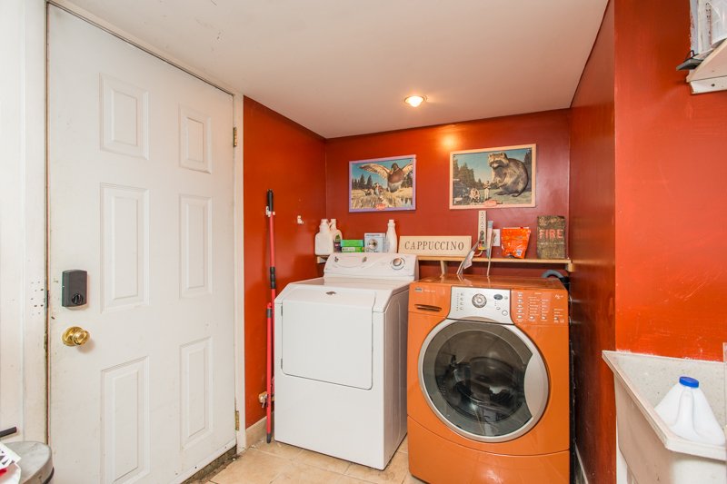 3207 Adanac VANCOUVER- MLS-12.JPG