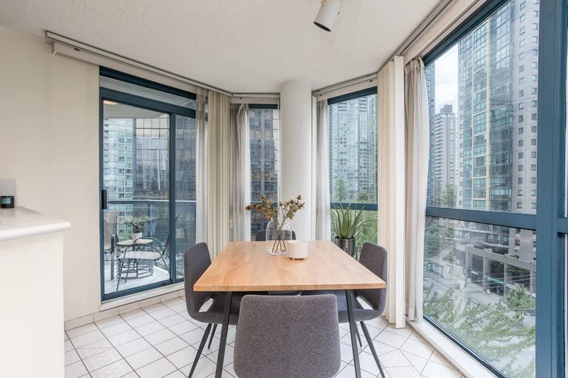 604 1415 W Georgia VANCOUVER-MLS-14.JPG