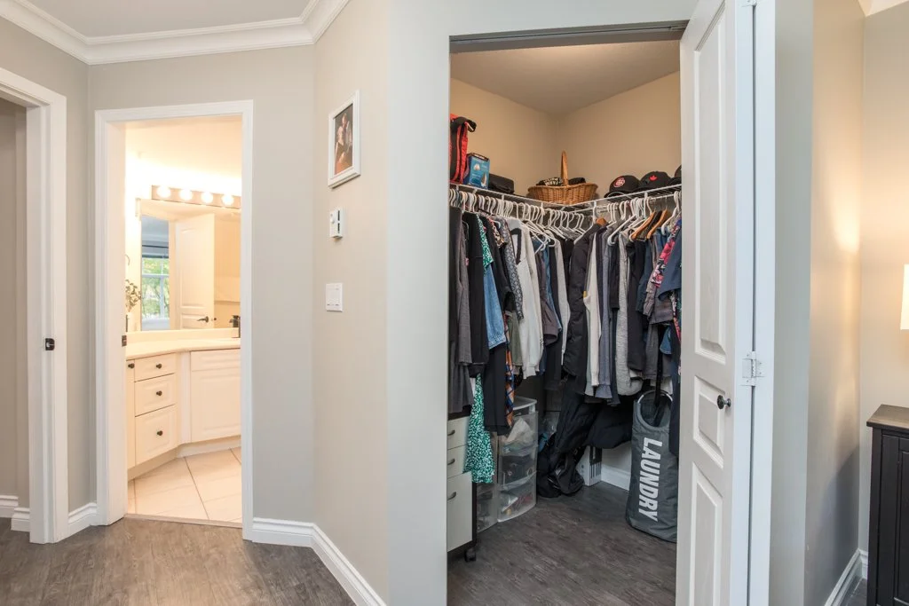 4770 52a St LADNER-MLS-3.JPG