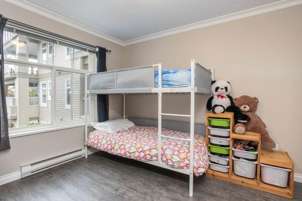 4770 52a St LADNER-MLS-6.JPG