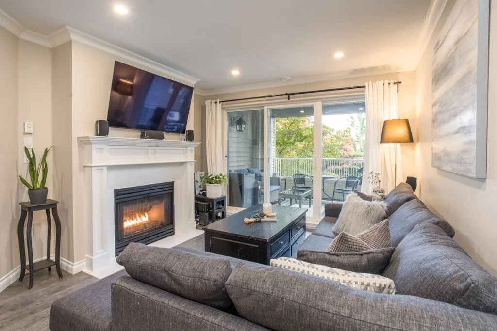 4770 52a St LADNER-MLS-22.JPG