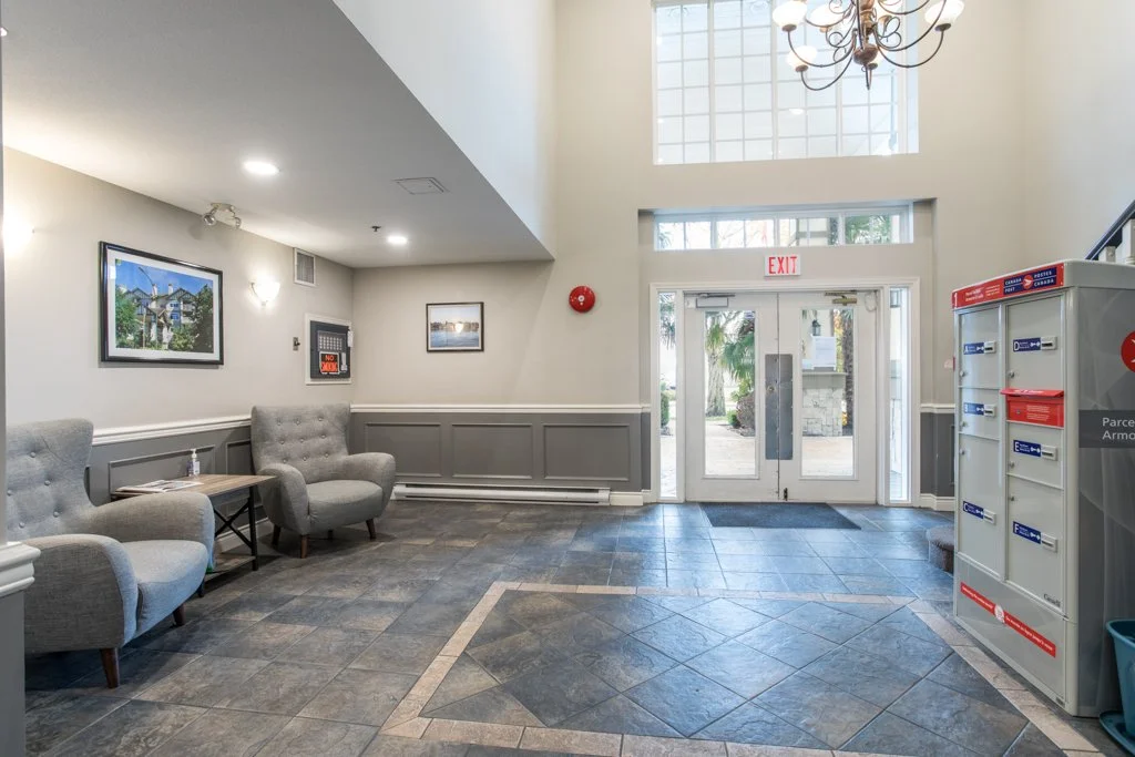 4770 52a St LADNER-MLS-27.JPG