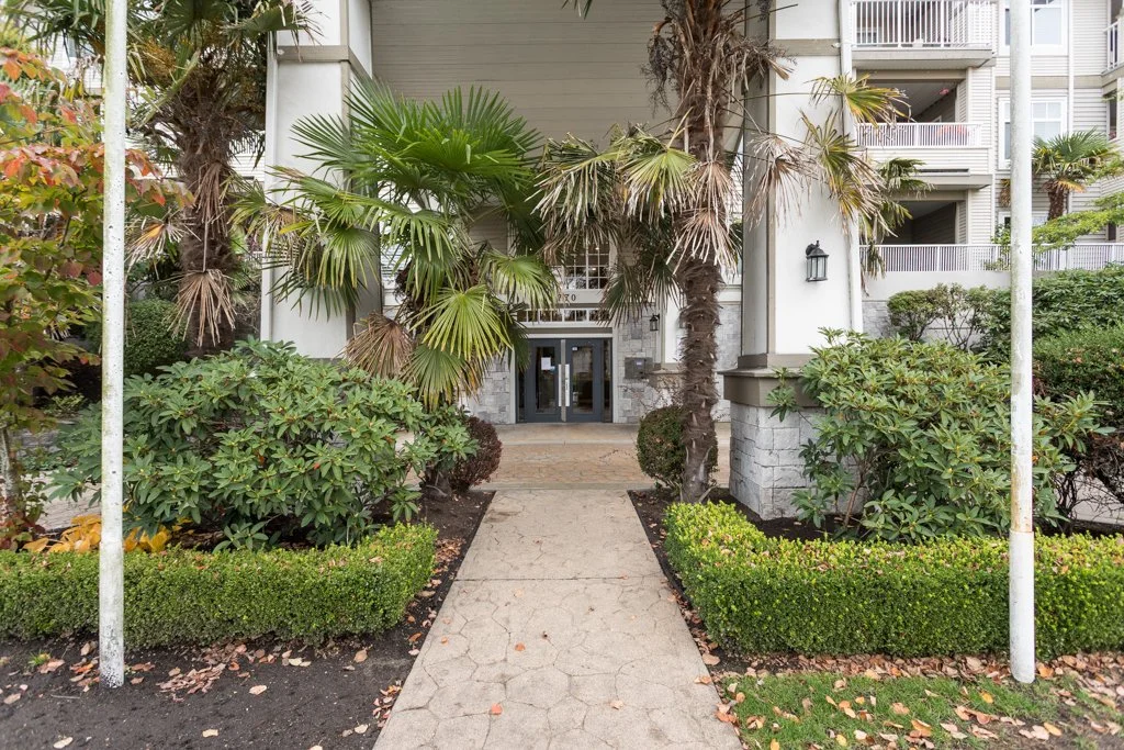 4770 52a St LADNER-MLS-30.JPG