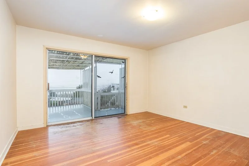 11 Hythe Ave Burnaby-MLS-1.JPG