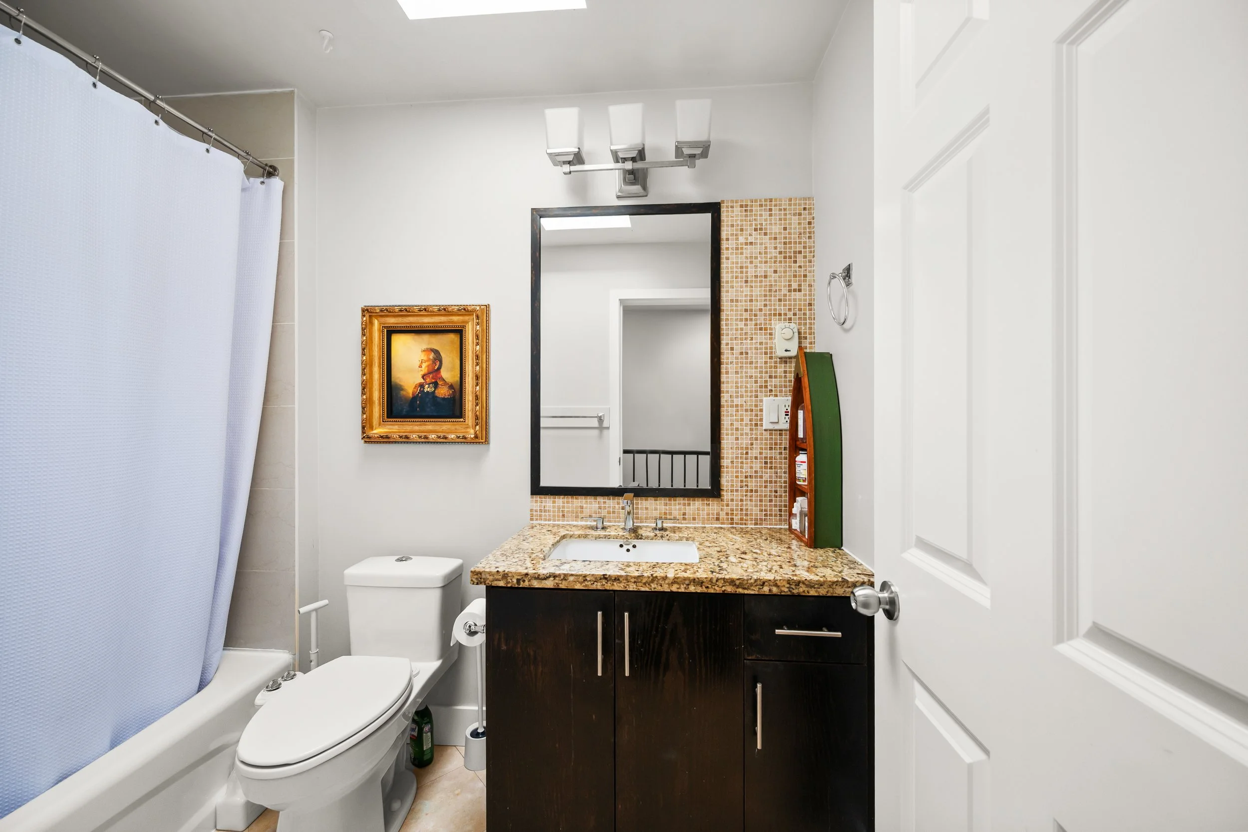 1407 E 28th Ave Vancouver021.jpg