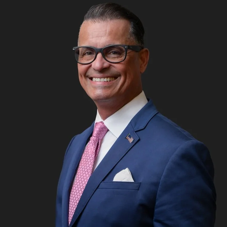 Louis Naymik