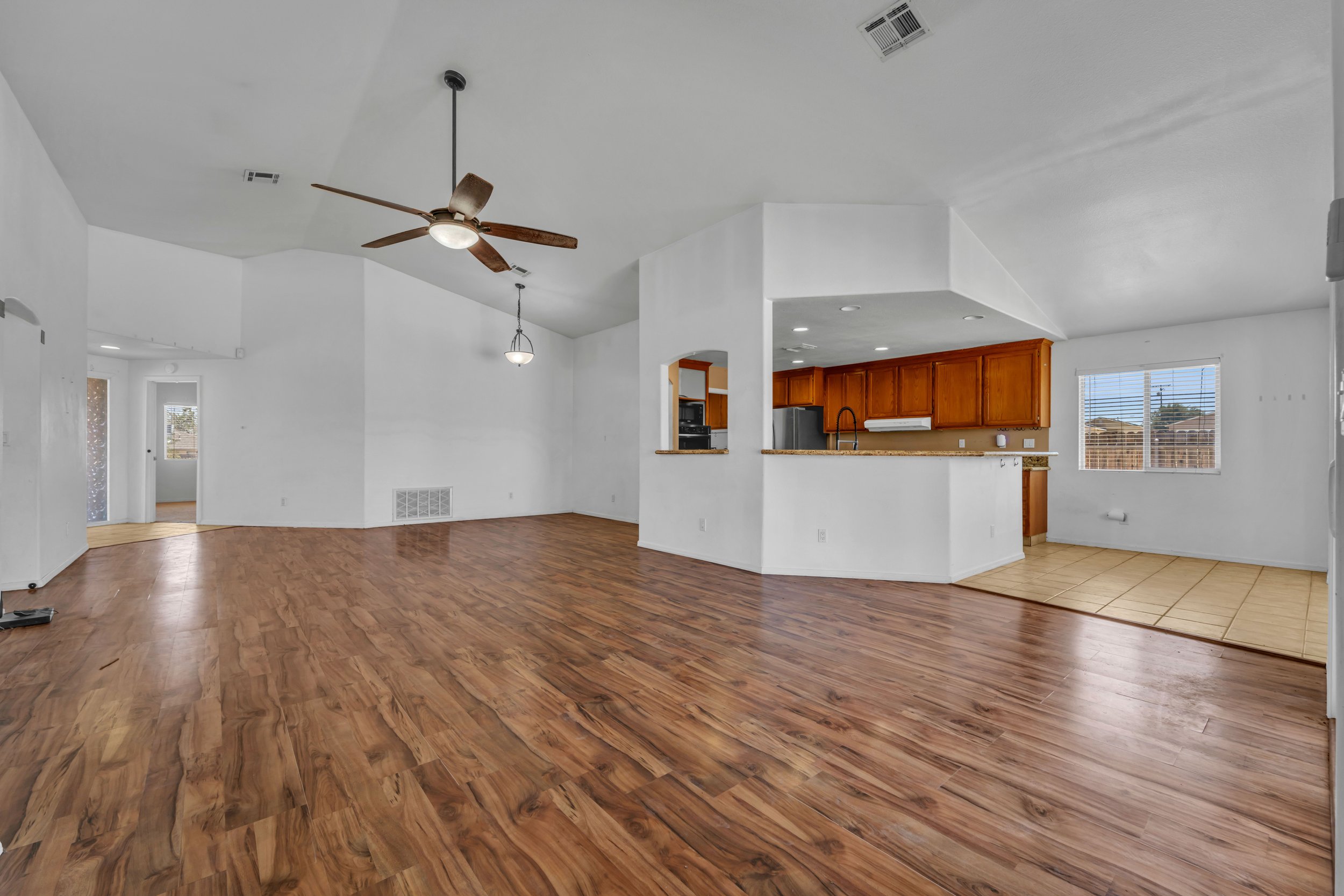 Ives Ct. 2.JPG