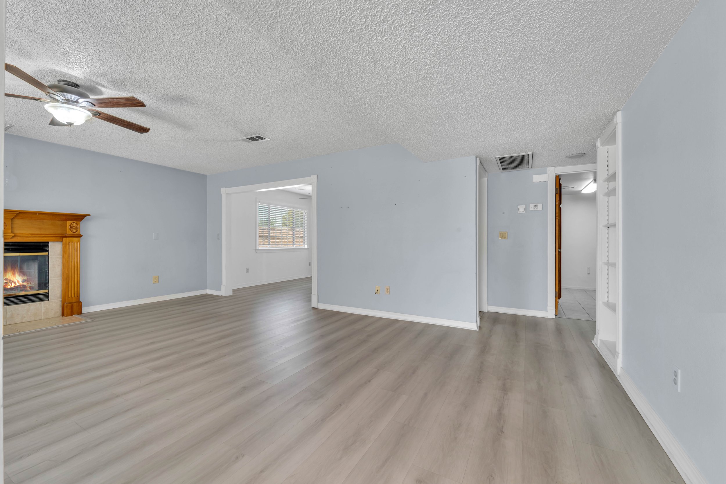 7343 Bay Ave. 5.jpg